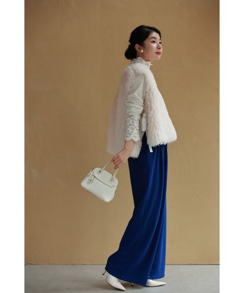 cawaii(カワイイ)の「デコルテと手元に映える白花レースカットソートップス(Tシャツ/カットソー・レディース・ホワイト・FREE)」の14枚目の写真