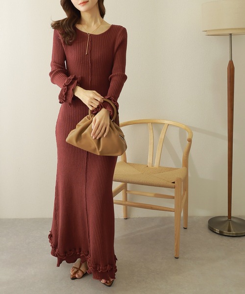 back conscious tiered rib dress /バックコンシャス ティアード