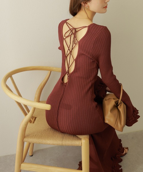 back conscious tiered rib dress /バックコンシャス ティアード