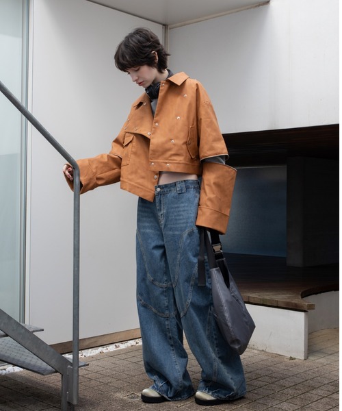 VACANCY（ヴァカンシー）の「ウェーブラインワイドデニム（デニムパンツ・レディース・ブラック/ブルー・SMALL/MEDIUM/LARGE）」の16枚目の写真