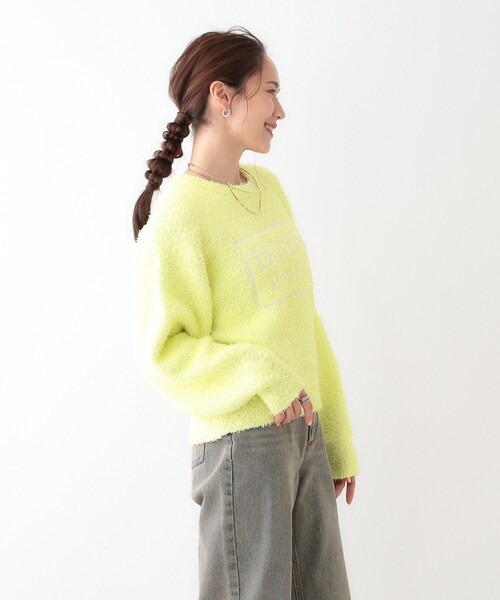 Cutie Blonde（キューティーブロンド）の「ゆるっと抜け感 カールヤーンロゴニット（ニット/セーター・レディース・ブラック/オフホワイト/ライトイエロー系・03/02/01/04）」の16枚目の写真