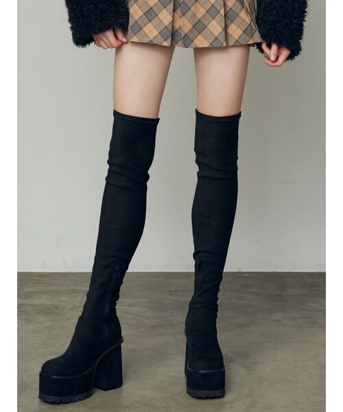 EMODA（エモダ）の「スクエアフィットロングブーツ（ブーツ・レディース・ブラック・SMALL/MEDIUM/LARGE）」の11枚目の写真