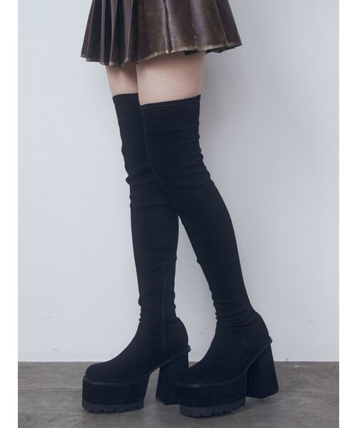 EMODA（エモダ）の「スクエアフィットロングブーツ（ブーツ・レディース・ブラック・SMALL/MEDIUM/LARGE）」の19枚目の写真