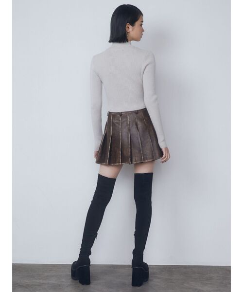 EMODA（エモダ）の「スクエアフィットロングブーツ（ブーツ・レディース・ブラック・SMALL/MEDIUM/LARGE）」の22枚目の写真