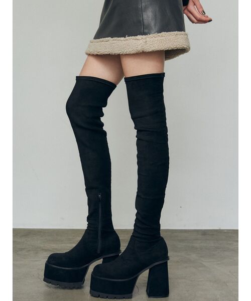 EMODA（エモダ）の「スクエアフィットロングブーツ（ブーツ・レディース・ブラック・SMALL/MEDIUM/LARGE）」の3枚目の写真