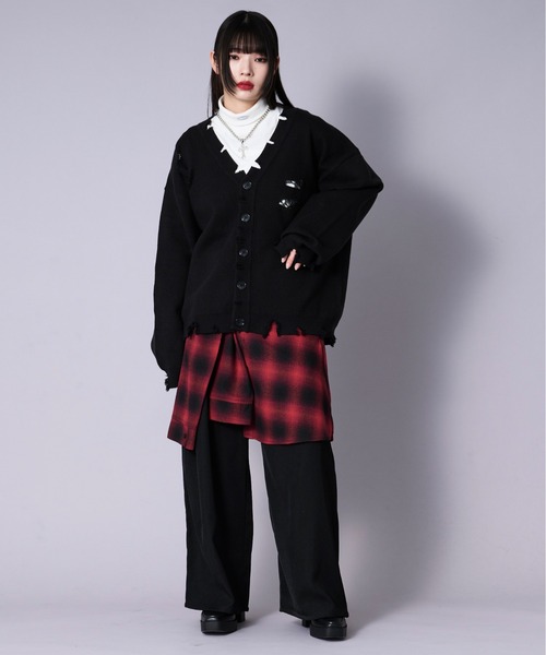 Ellno Loset(エルノロゼット)の「ルーズダメージカーディガン(カーディガン/ボレロ・メンズ・ブラック/アイボリー・SMALL/LARGE/MEDIUM)」の15枚目の写真