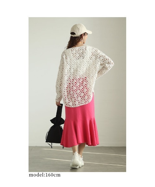 Sawa a la mode（サワアラモード）の「3Dフラワーレースプルオーバートップス（Tシャツ/カットソー・レディース・ホワイト/ブラック・FREE）」の11枚目の写真