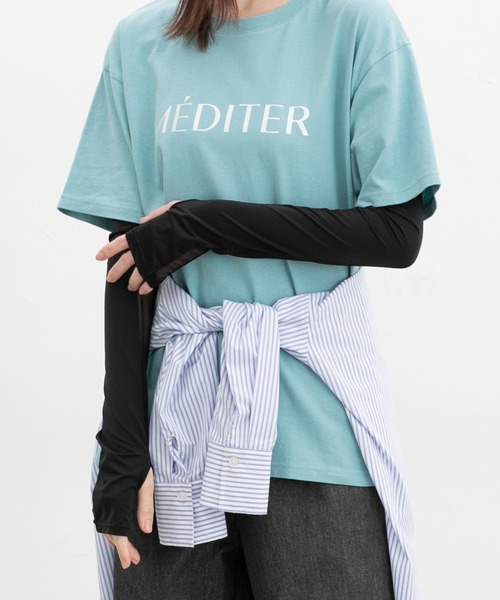 Honeys（ハニーズ）の「【ハニさら・接触冷感・吸水冷感・抗菌防臭・ＵＶカット】アームカバー内側メッシュ／６０ｃｍ（アームカバー・レディース・ブラック・FREE）」の4枚目の写真