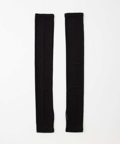 Honeys（ハニーズ）の「【ハニさら・接触冷感・吸水冷感・抗菌防臭・ＵＶカット】アームカバー内側メッシュ／６０ｃｍ（アームカバー・レディース・ブラック・FREE）」の8枚目の写真