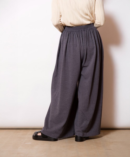 OSMOSIS（オズモーシス）の「ワイドギャザーニットパンツ（その他パンツ・レディース・ライトグレー/ダークグレー/ブルーグリーン/ブラック・ONE SIZE）」の8枚目の写真