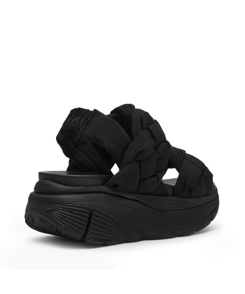 【Steve Madden】メデューササンダル MEDUZA Gold Leather Women's Studded Thong Sandal – Steve Madden