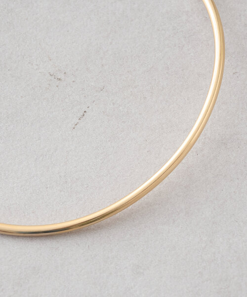 Omekashi(オメカシ)の「ワイドワイヤーチョーカー(チョーカー・レディース・シルバー/ゴールド・ONE SIZE)」の11枚目の写真