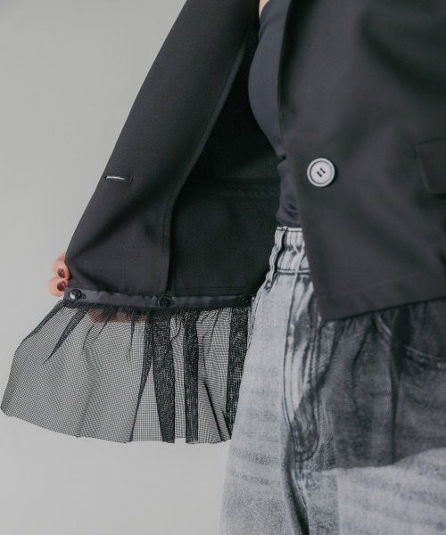 CIEL'AIR(シエルエアー)の「DOCKING SUMMER JACKET(テーラードジャケット・レディース・ベージュ/ブラック・FREE)」の14枚目の写真
