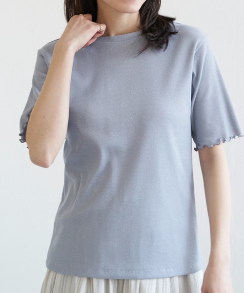 ikka(イッカ)の「ラメテレコ前後2WAYメローT(Tシャツ/カットソー・レディース・ブラック/ブルー/オフホワイト/ベージュ・M/L/S)」の4枚目の写真