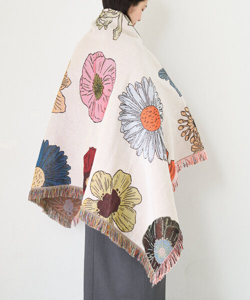 SAHIR(サヒール)の「【SAHIR サヒール】Throwket flower(ブランケット・レディース・アイボリー/ネイビー・0)」の7枚目の写真