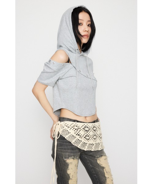 LAGUA GEM(ラグアジェム)の「RING BUTTON HOODIE トップス(パーカー・レディース・ブラック/グレー/ホワイト・FREE)」の14枚目の写真