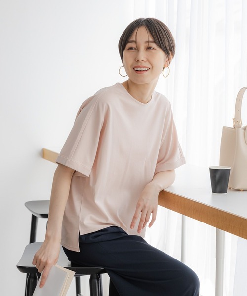 Elura（エルーラ）の「サマ見えリラックスＴシャツ/318893（Tシャツ/カットソー・レディース・チャコールグレー/ブラック/ホワイト系その他6/ライトピンク/ホワイト/ダークブラウン・SMALL/MEDIUM/LARGE）」の6枚目の写真