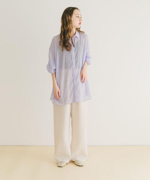 ITEMS URBANRESEARCH(アイテムズ アーバンリサーチ)の「ヨウリュウシアービッグシャツ(シャツ/ブラウス・レディース・ラベンダー/オフホワイト/ブラック・FREE)」の14枚目の写真