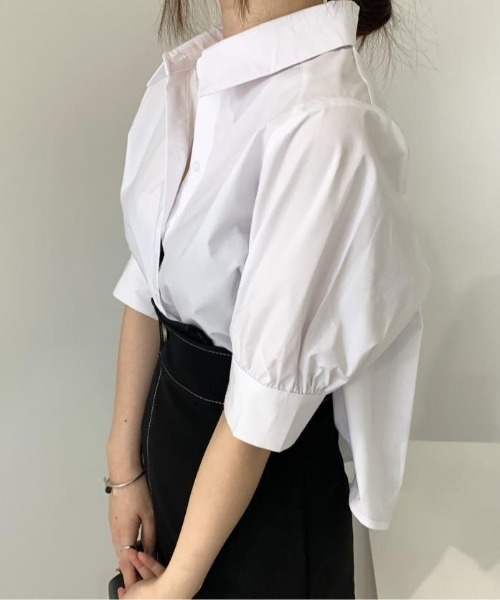 SHEPP(シープ)の「バックプリーツシャツ(シャツ/ブラウス・レディース・ホワイト/サックスブルー/ライトイエロー・F)」の5枚目の写真