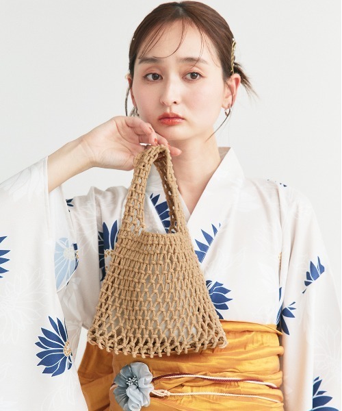 ad thie(アドティエ)の「ロープ編み ワンハンドル ミニバッグ(ハンドバッグ・レディース・イエロー/グリーン/ベージュ/オフホワイト/ブラック・FREE)」の12枚目の写真