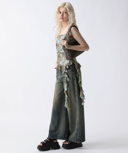 FOREVER 21（フォーエバー トゥエンティーワン）の「【2025SS】モヤ柄カスケードフリルキャミ（キャミソール・レディース・ブラウン/ブルー/ブラック・FREE）」の6枚目の写真