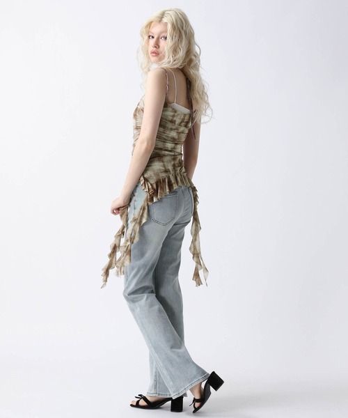 FOREVER 21（フォーエバー トゥエンティーワン）の「【2025SS】モヤ柄カスケードフリルキャミ（キャミソール・レディース・ブラウン/ブルー/ブラック・FREE）」の17枚目の写真