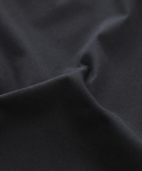 kOhAKU（コハク）の「【機能素材】『ハトメアシメカットソー』（Tシャツ/カットソー・レディース・ブラック/ライトグレー・FREE）」の6枚目の写真