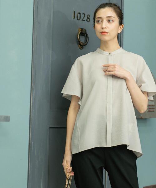 OPAQUE.CLIP（オペークドットクリップ）の「バックフリルバンドカラーブラウス【洗濯機洗い可/吸水速乾/接触冷感】（シャツ/ブラウス・レディース・ライトベージュ/ブルーグリーン/ネイビー・36/38/40/42）」の19枚目の写真