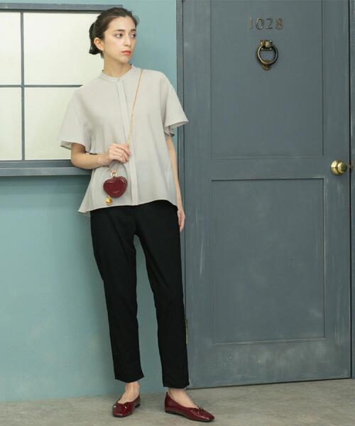 OPAQUE.CLIP（オペークドットクリップ）の「バックフリルバンドカラーブラウス【洗濯機洗い可/吸水速乾/接触冷感】（シャツ/ブラウス・レディース・ライトベージュ/ブルーグリーン/ネイビー・36/38/40/42）」の21枚目の写真