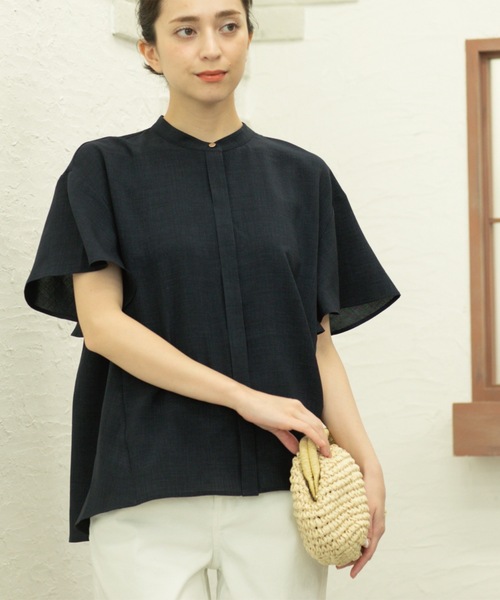 OPAQUE.CLIP（オペークドットクリップ）の「バックフリルバンドカラーブラウス【洗濯機洗い可/吸水速乾/接触冷感】（シャツ/ブラウス・レディース・ライトベージュ/ブルーグリーン/ネイビー・36/38/40/42）」の10枚目の写真