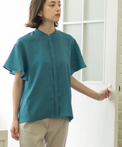 OPAQUE.CLIP（オペークドットクリップ）の「バックフリルバンドカラーブラウス【洗濯機洗い可/吸水速乾/接触冷感】（シャツ/ブラウス・レディース・ライトベージュ/ブルーグリーン/ネイビー・36/38/40/42）」の12枚目の写真