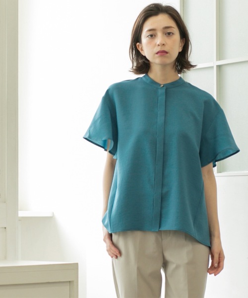 OPAQUE.CLIP（オペークドットクリップ）の「バックフリルバンドカラーブラウス【洗濯機洗い可/吸水速乾/接触冷感】（シャツ/ブラウス・レディース・ライトベージュ/ブルーグリーン/ネイビー・36/38/40/42）」の14枚目の写真