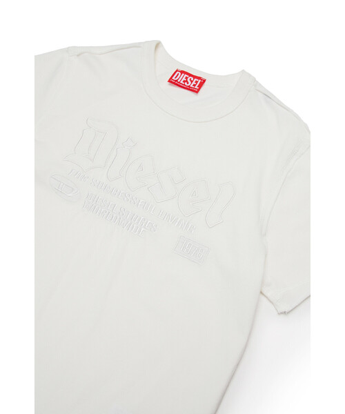 DIESEL(ディーゼル)の「キッズ Tシャツ TRAWJUST(Tシャツ/カットソー・キッズ・オフホワイト/ブラック・10Y/12Y/14Y/4Y/16Y/8Y/6Y)」の7枚目の写真