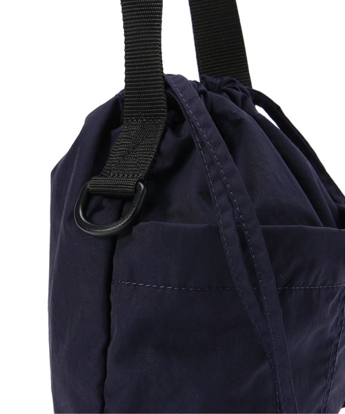 MHL.（エムエイチエル）の「WASHED NYLON（ショルダーバッグ・レディース・グレー/ネイビー系1・FREE）」の8枚目の写真