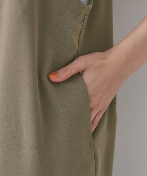 OPAQUE.CLIP（オペークドットクリップ）の「イージーサロペット【洗濯機洗い可】（サロペット/オーバーオール・レディース・ブラック/ブラウン系その他・40/38/42）」の14枚目の写真