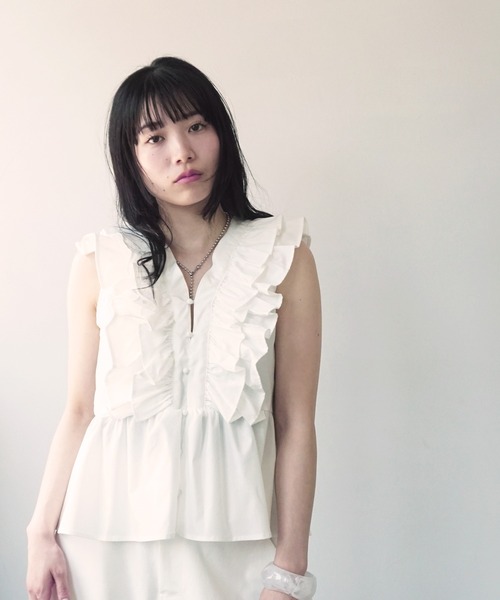 O'fmus(オフムス)の「【O'fmus】ラッフルフレアトップス ofmw25s063(その他トップス・レディース・ブラック/ホワイト・FREE)」の7枚目の写真