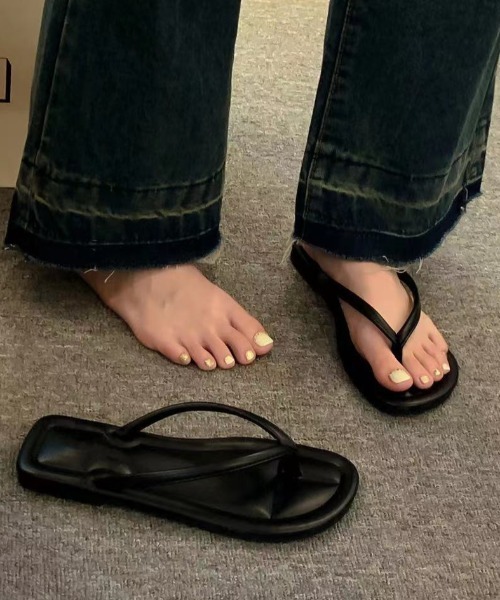 Ritzy（リッツィー）の「クリップトゥ フラットトングサンダル ビーチサンダル（サンダル・レディース・ホワイト/ベージュ/シルバー/ブラック・23/23.5/24/24.5/25）」の22枚目の写真