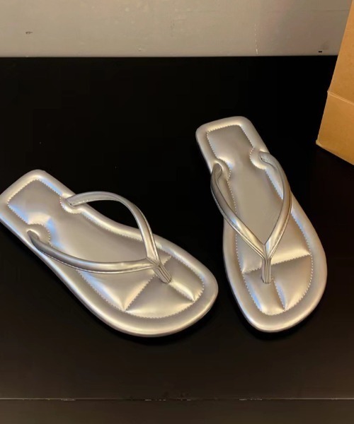 Ritzy（リッツィー）の「クリップトゥ フラットトングサンダル ビーチサンダル（サンダル・レディース・ホワイト/ベージュ/シルバー/ブラック・23/23.5/24/24.5/25）」の10枚目の写真