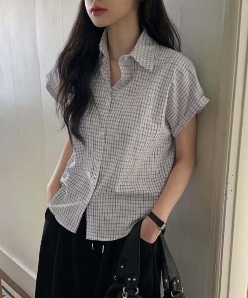 Vipoa(ヴィポア)の「roll up check shirt(シャツ/ブラウス・レディース・ホワイト/ピンク/アイボリー・FREE)」の1枚目の写真