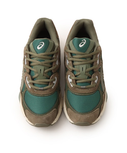 ASICS(アシックス)の「asics GEL-NYC / アシックス ゲル-エヌワイシー(スニーカー・メンズ・グリーン・27.0cm/26.5cm/26.0cm/25.5cm/29.5cm/29.0cm/28.5cm/28.0cm/27.5cm)」の2枚目の写真