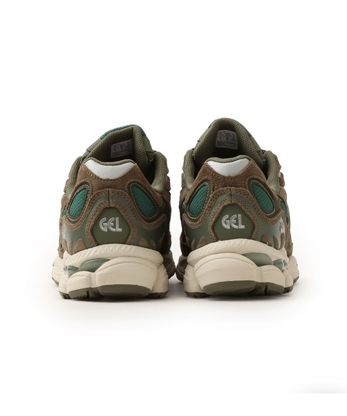 ASICS(アシックス)の「asics GEL-NYC / アシックス ゲル-エヌワイシー(スニーカー・メンズ・グリーン・27.0cm/26.5cm/26.0cm/25.5cm/29.5cm/29.0cm/28.5cm/28.0cm/27.5cm)」の3枚目の写真
