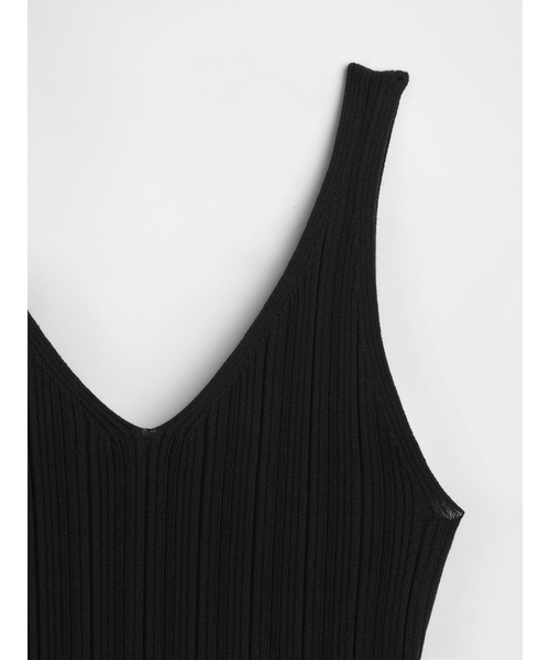 GAP（ギャップ）の「リブニット タンクトップ（ニット/セーター・レディース・ベージュ/ブラック・XS/S/M/L/XL/XXS）」の4枚目の写真