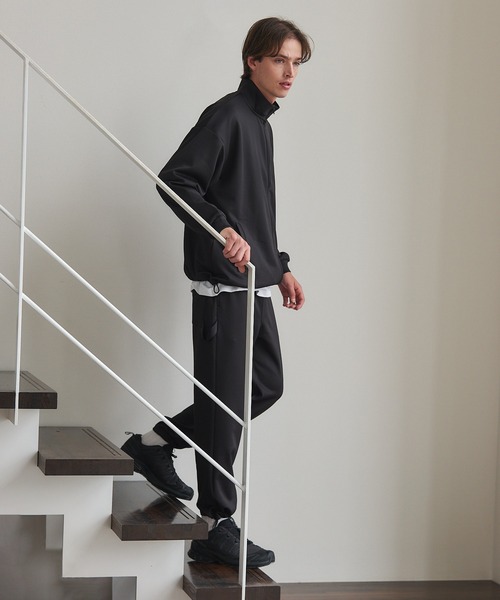 MAISON CLUB(メゾンクラブ)の「【MAISON CLUB】Professional Essential Stretch Track Jacket KKP / エッセンシャルストレッチトラックジャケット ジャージ AENNOYORK(ジャージ・メンズ・ブラウン/グレー/ブラック・M/L)」の6枚目の写真