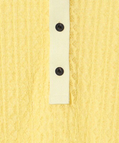 TOGA PULLA（トーガ　プルラ）の「＜TOGA PULLA＞レースニットポロプルオーバー（ニット/セーター・レディース・ブラック/イエロー・36）」の6枚目の写真
