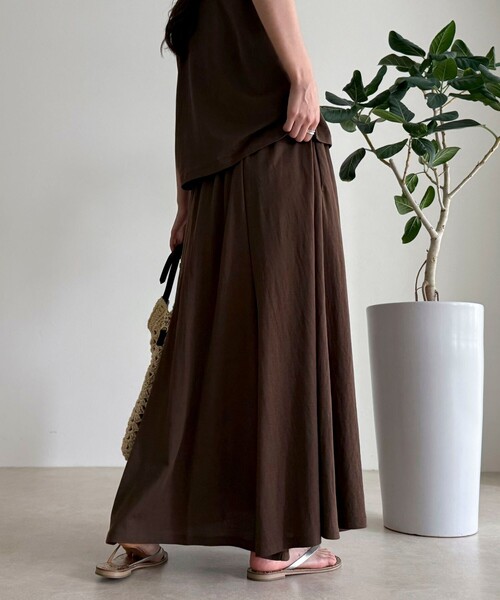 fredy emue（フレディエミュ）の「《セットアップ対応》タンブラー鹿の子フレアースカート（スカート・レディース・アイボリー/ブラウン/チャコールグレー・38/36）」の11枚目の写真