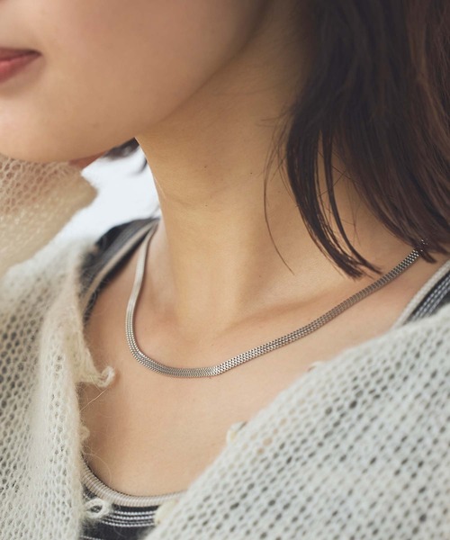 Gready Brilliant（グレディブリリアン）の「スネークチェーンネックレス（ネックレス・レディース・シルバー/ゴールド・FREE）」の5枚目の写真
