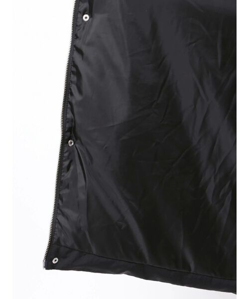 Ungrid（アングリッド）の「ミドル丈ルーズシルエットダウン（ダウンジャケット/コート・レディース・ブラック/ベージュ/アイボリー・SMALL/MEDIUM）」の15枚目の写真