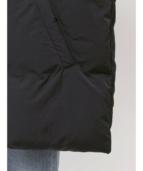 Ungrid（アングリッド）の「ミドル丈ルーズシルエットダウン（ダウンジャケット/コート・レディース・ブラック/ベージュ/アイボリー・SMALL/MEDIUM）」の16枚目の写真