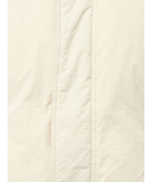 Ungrid（アングリッド）の「ミドル丈ルーズシルエットダウン（ダウンジャケット/コート・レディース・ブラック/ベージュ/アイボリー・SMALL/MEDIUM）」の19枚目の写真