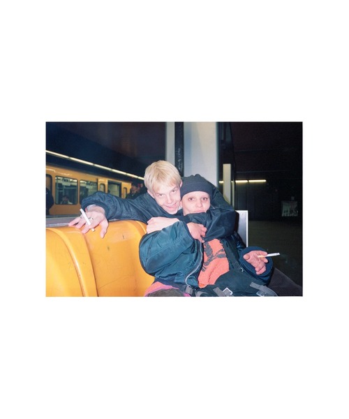 VILLA BOOKS（ヴィラ ブックス）の「ANFANG/BEGINNING: BERLIN 1994-99 by Christian Stemmler（本・メンズ・その他・FREE）」の13枚目の写真